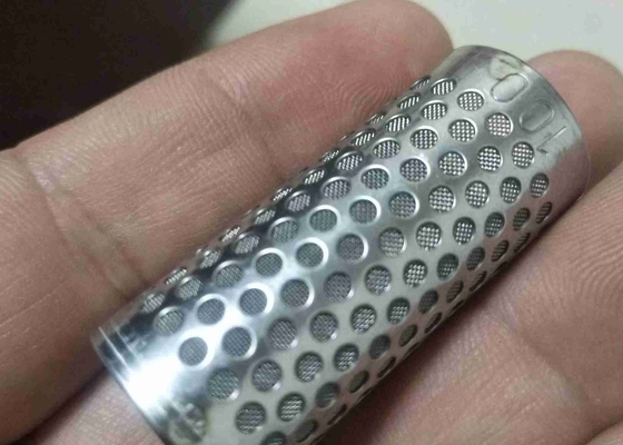 Edelstahl-Polierdrahtgeflechtfilter, gewebt mit perforierter Halterung
