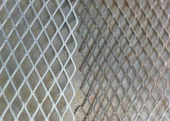 Flachgedrückter Diamond Hole Expanded Metal Mesh glattes Oberflächen-SS304 SS316 usw.